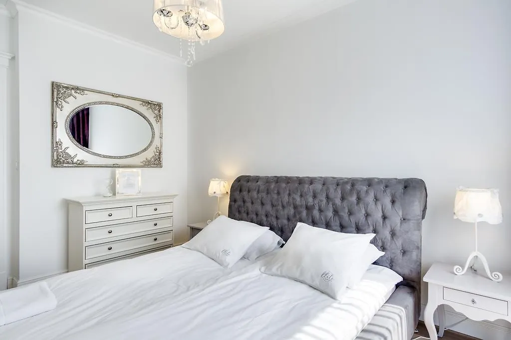 Elite Apartments Browar Deluxe Gdańsk 0*,  Polska